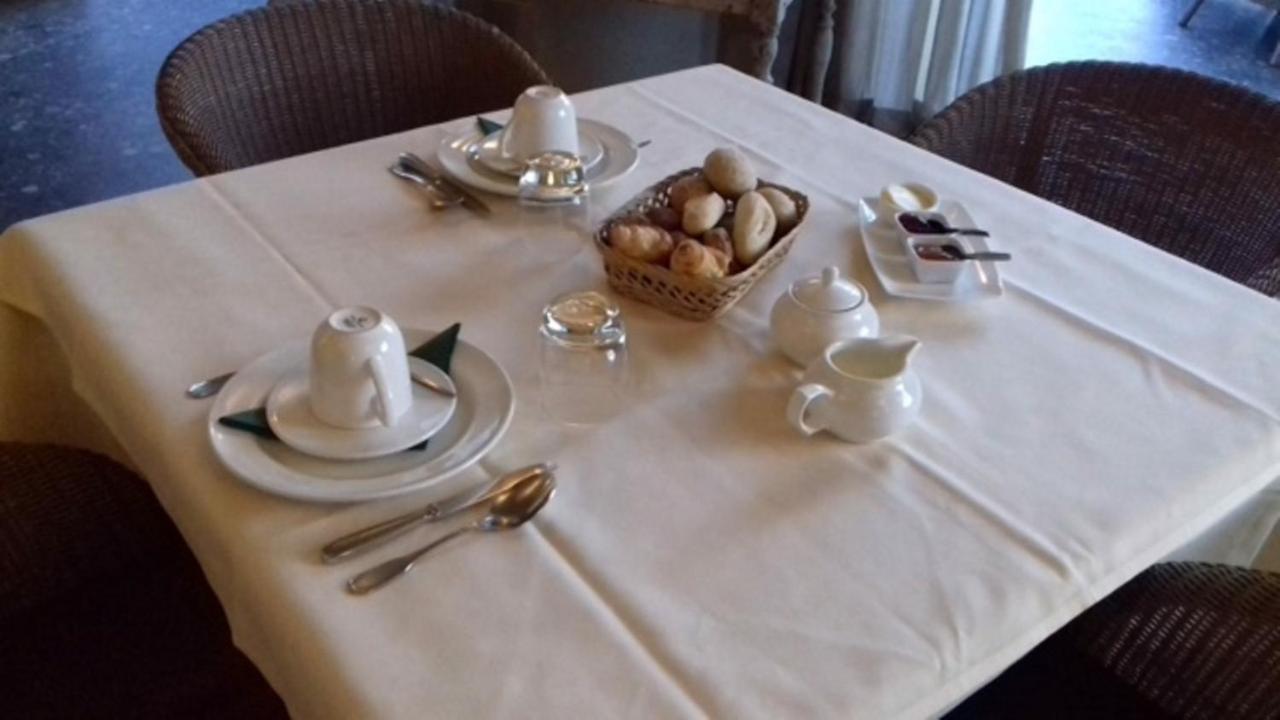Bossenstein Golf & Polo Club Hotel Ranst ภายนอก รูปภาพ